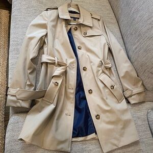 Hilfiger Waterproof tan trench coat - like new